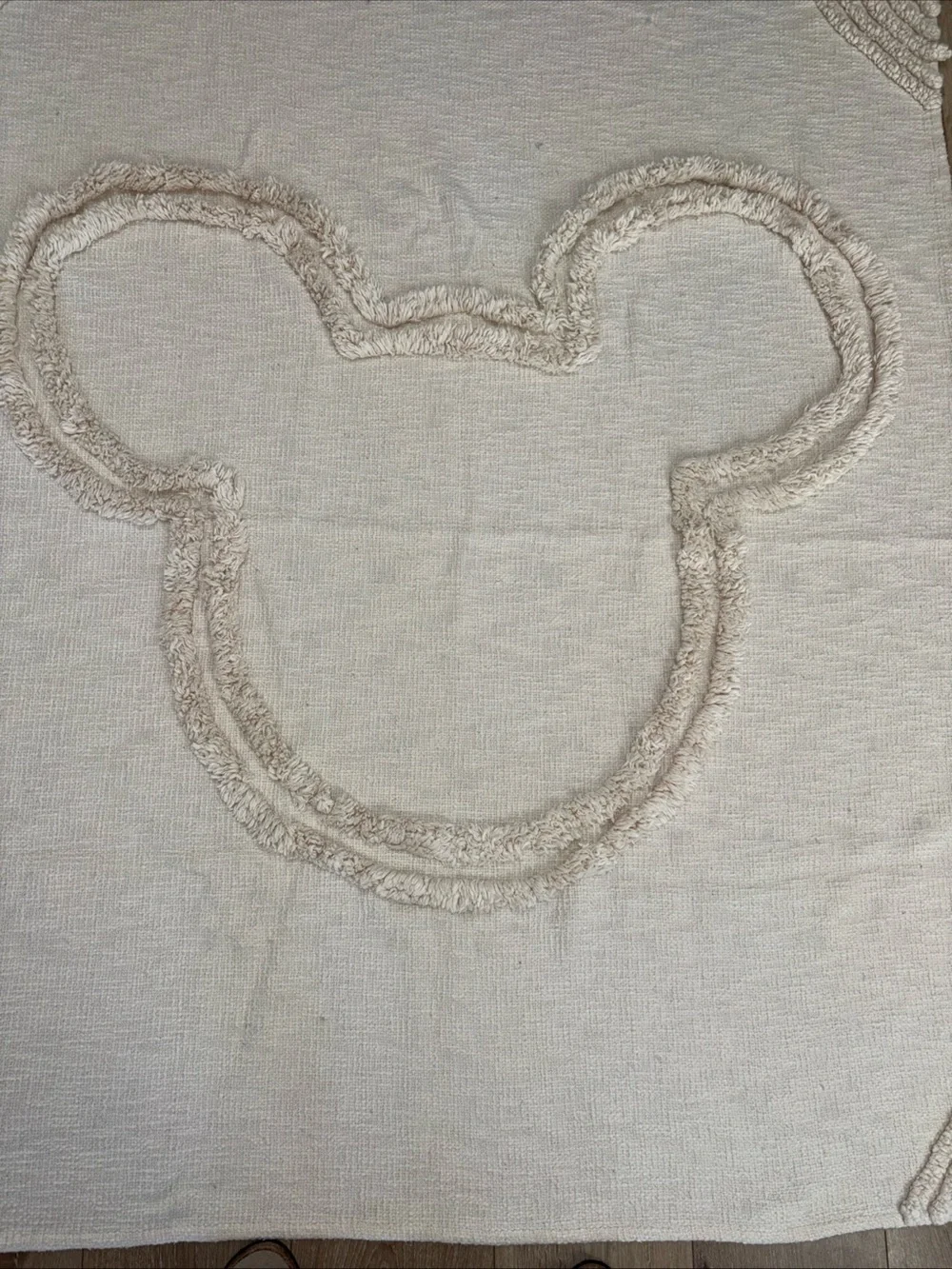 Disney Cream Chunky Knit Mickey Mouse-Throw